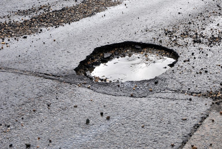 صيانة الطرق وإدارتها